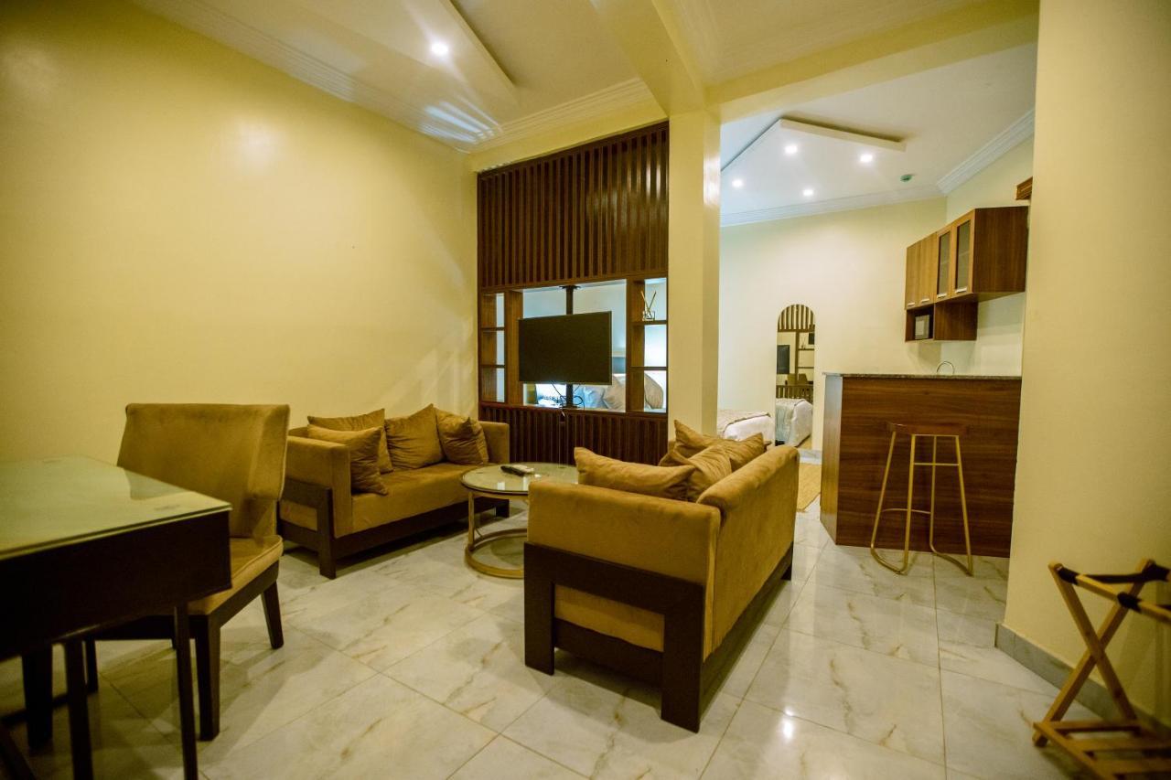 איקג'ה Apartment 79 Hotel & Suite מראה חיצוני תמונה