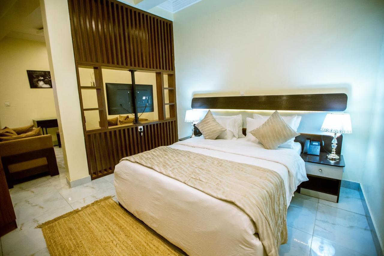 איקג'ה Apartment 79 Hotel & Suite מראה חיצוני תמונה