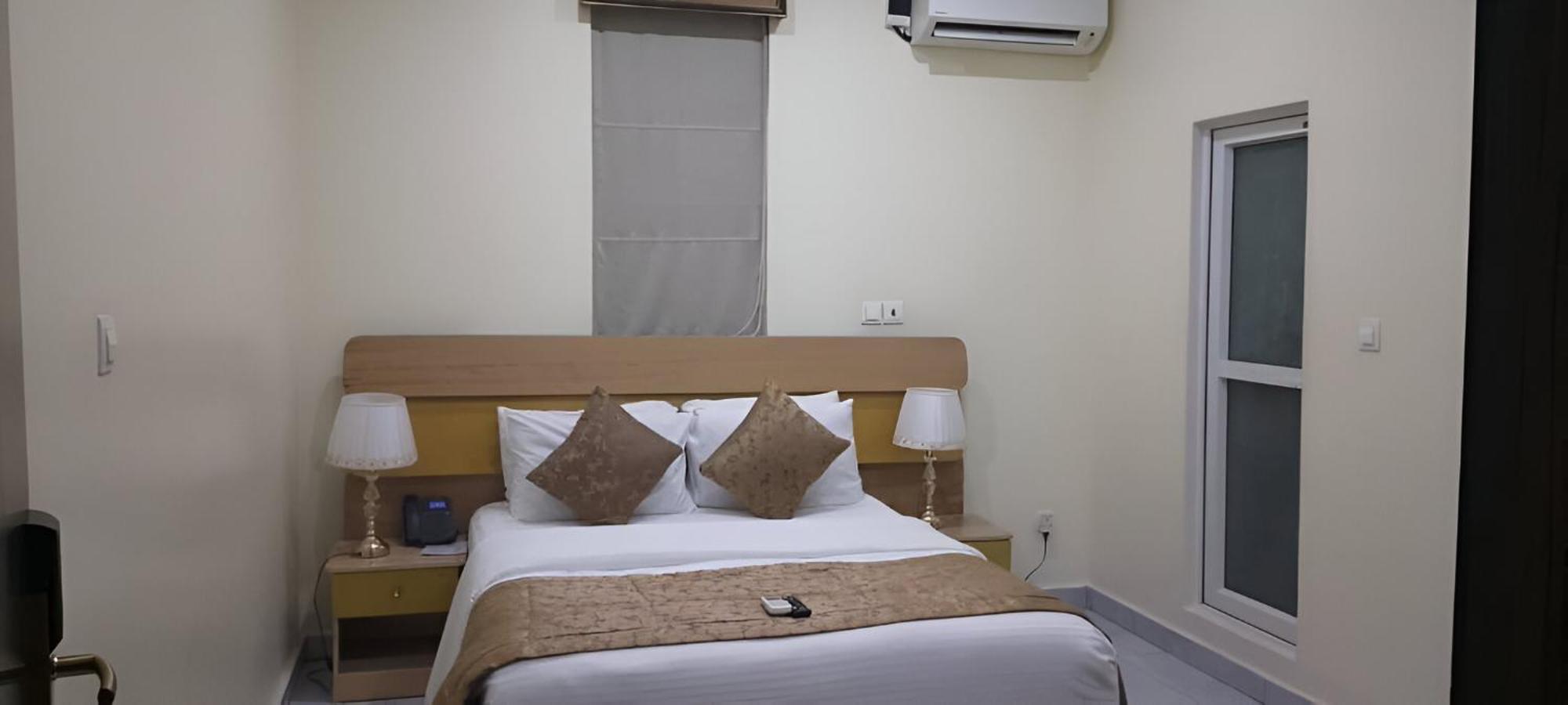 איקג'ה Apartment 79 Hotel & Suite מראה חיצוני תמונה